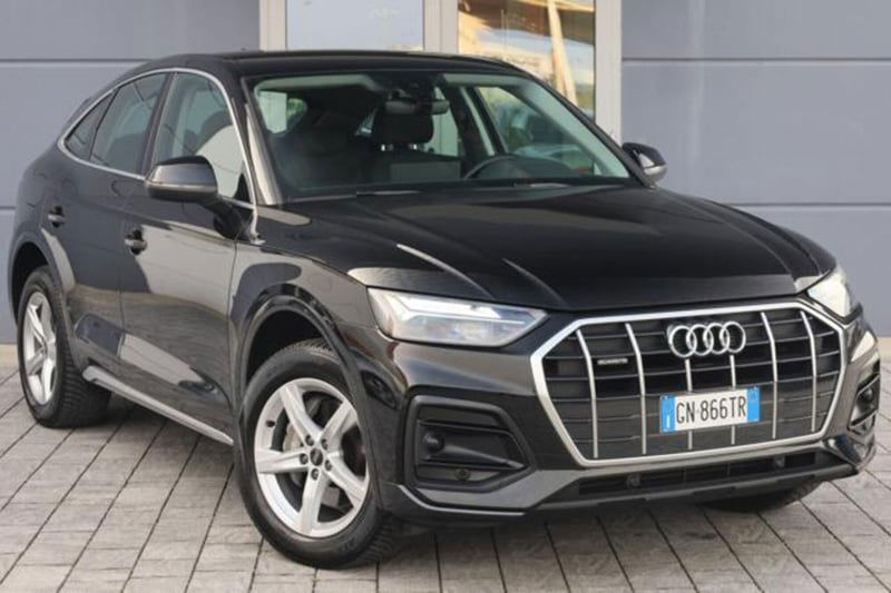 Audi Q5 Sportback Sportback 40 2.0 tdi mhev 12V quattro s-tronic
