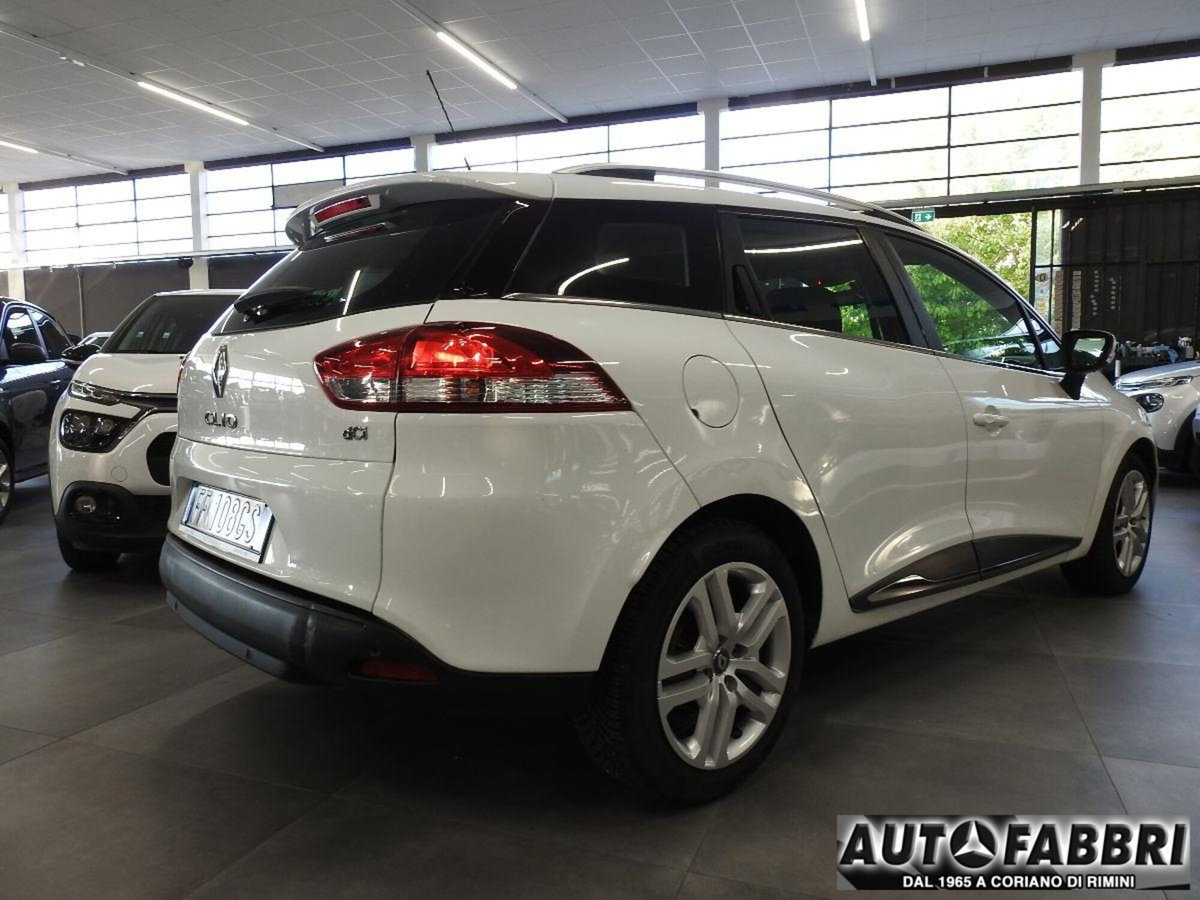 Renault Clio SporTour 1.5 dCi 75CV SporTour Confort (4)