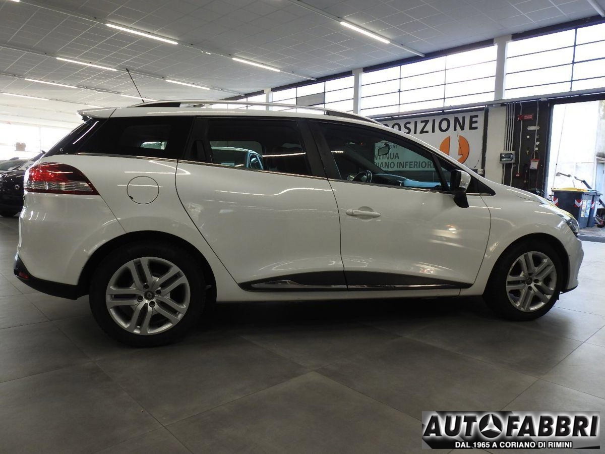 Renault Clio SporTour 1.5 dCi 75CV SporTour Confort (5)