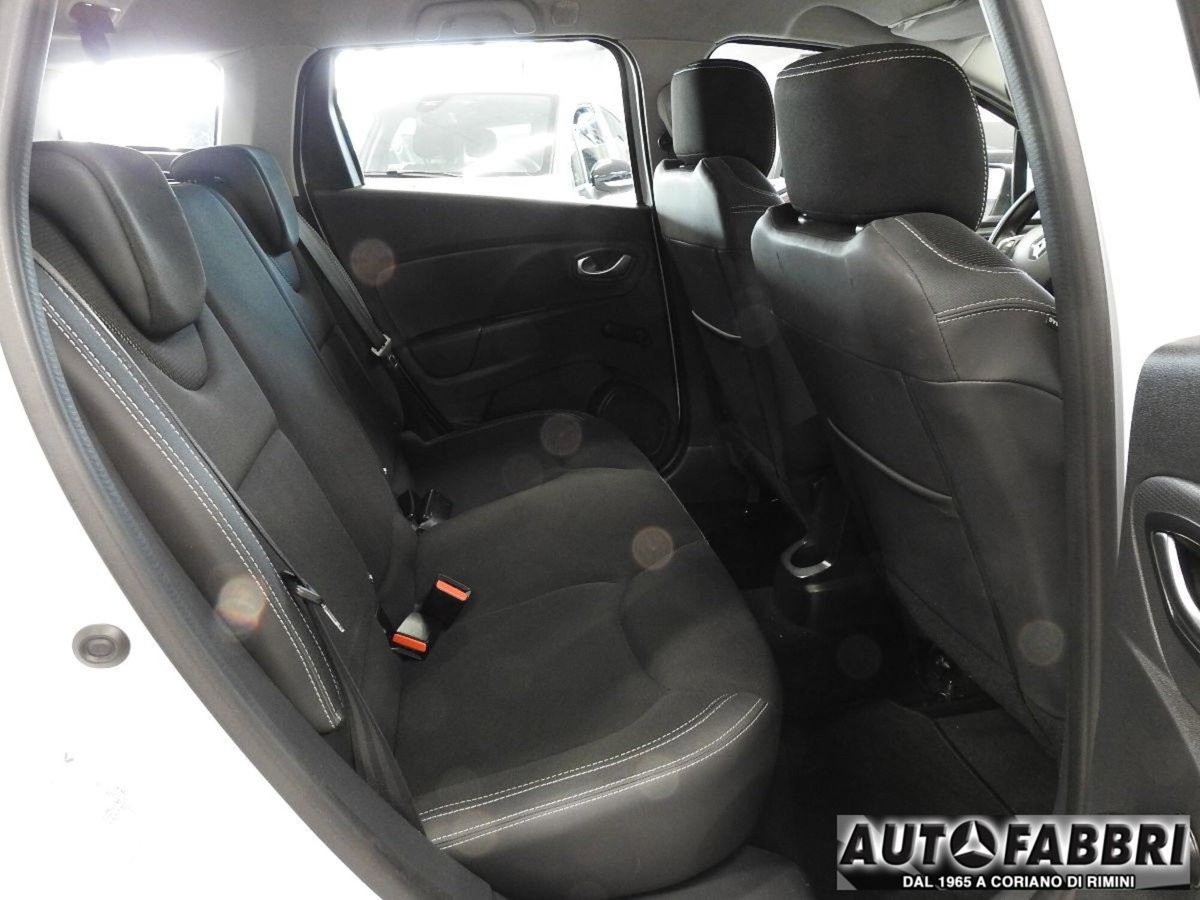 Renault Clio SporTour 1.5 dCi 75CV SporTour Confort (9)