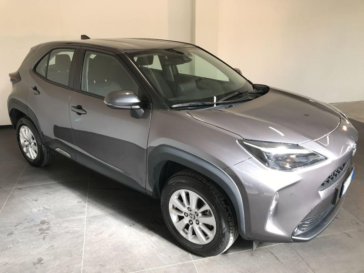 Toyota Yaris Cross 1.5 Hybrid 5p. E-CVT Active (3)