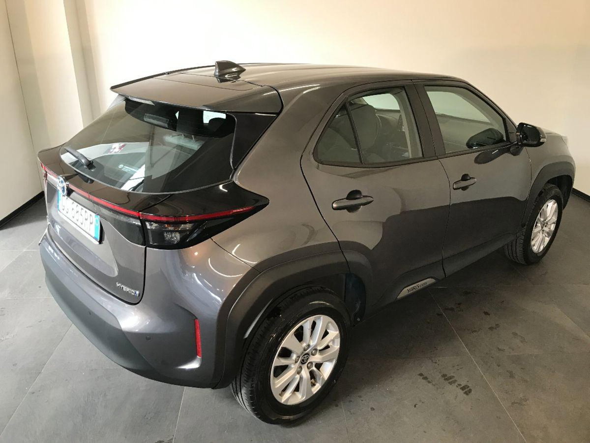 Toyota Yaris Cross 1.5 Hybrid 5p. E-CVT Active (4)