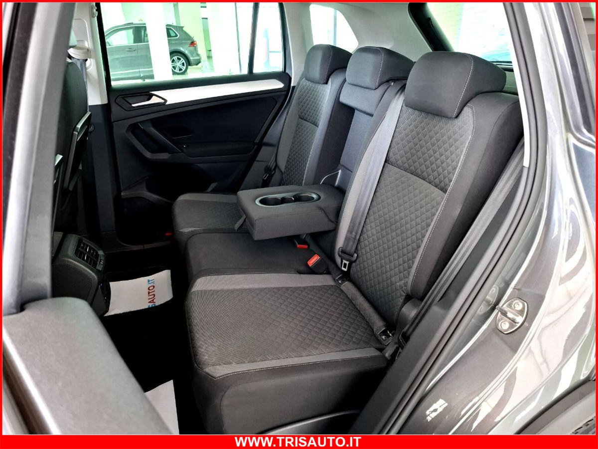 Volkswagen Tiguan Allspace 2.0 tdi R-Line 150cv dsg (11)
