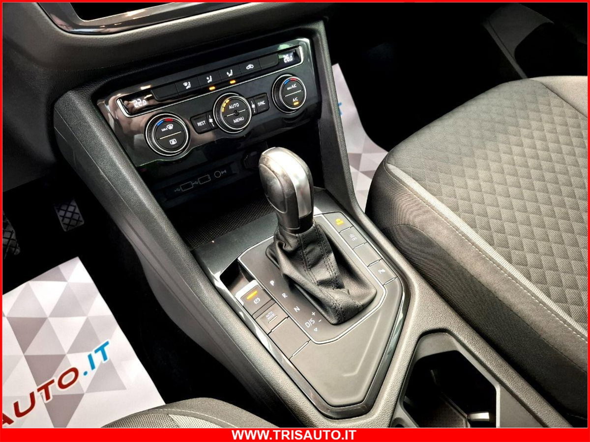 Volkswagen Tiguan Allspace 2.0 tdi R-Line 150cv dsg (18)