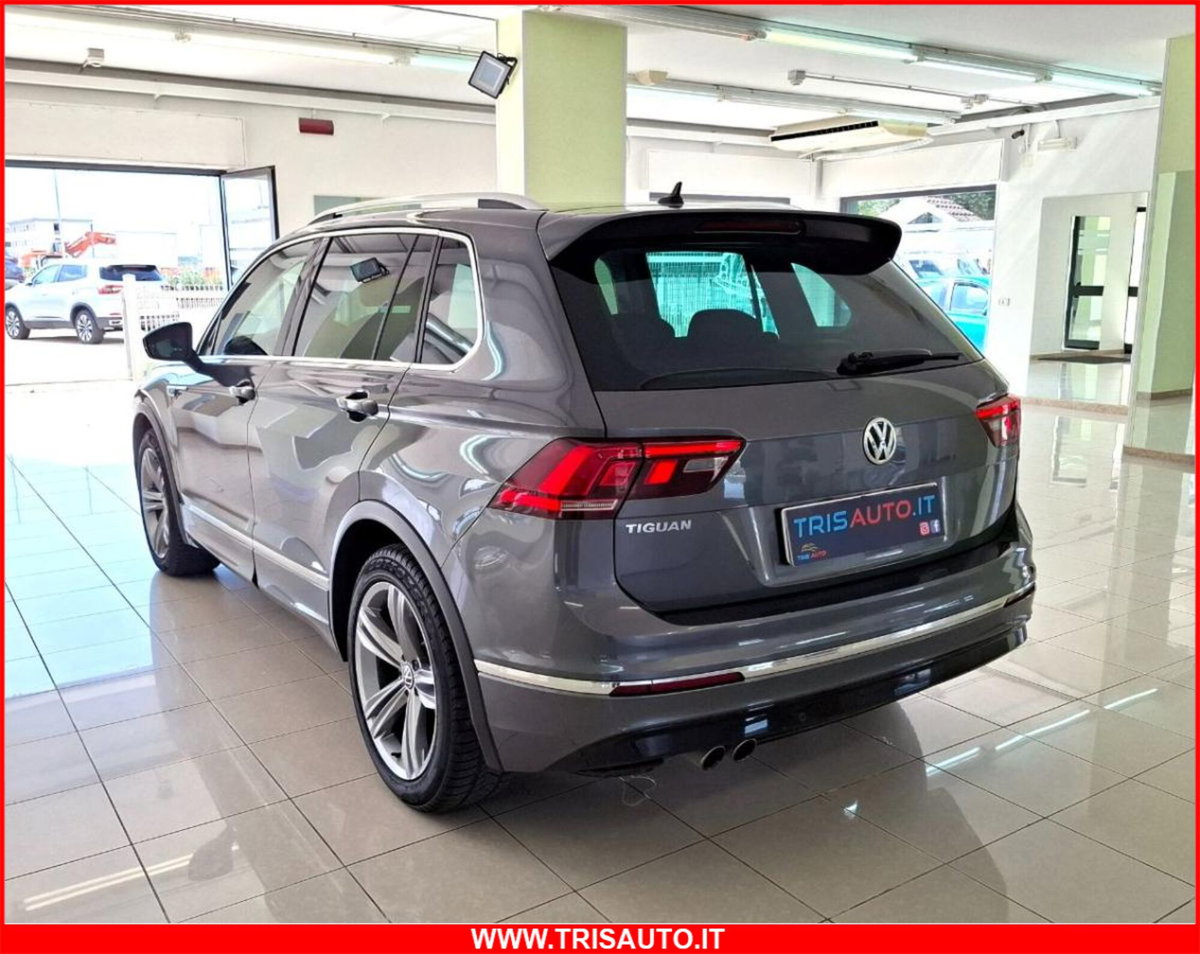 Volkswagen Tiguan Allspace 2.0 tdi R-Line 150cv dsg (2)