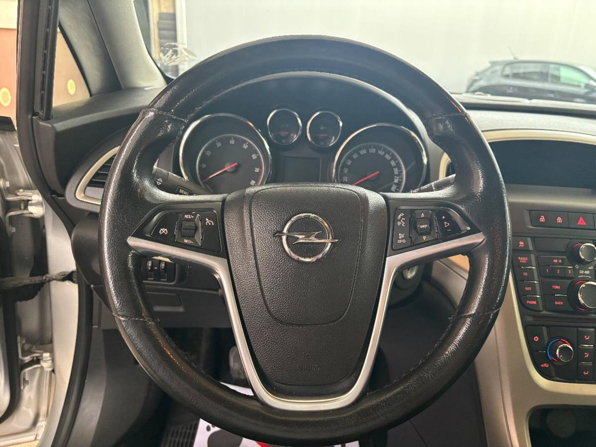 Opel Astra Station Wagon 1.4 100CV Sports Cosmo (11)