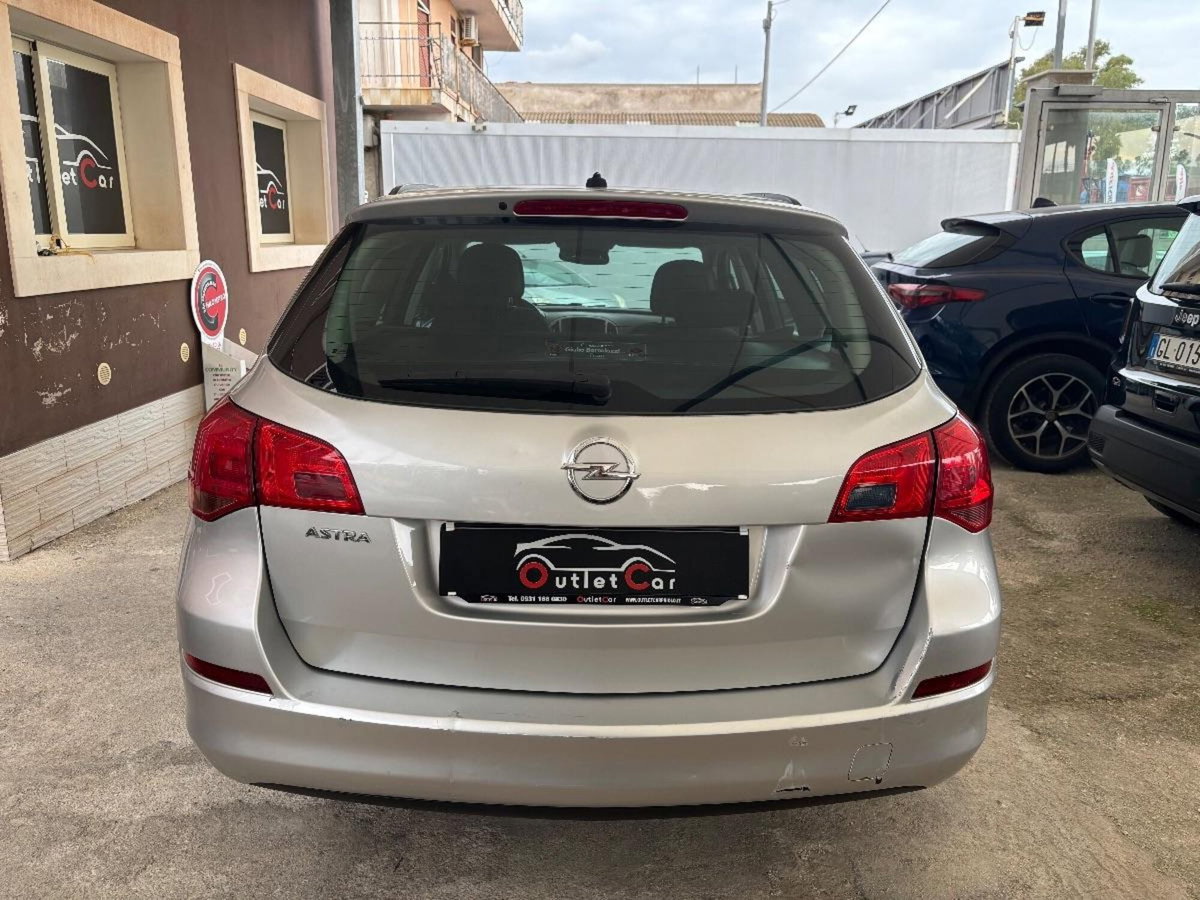 Opel Astra Station Wagon 1.4 100CV Sports Cosmo (6)