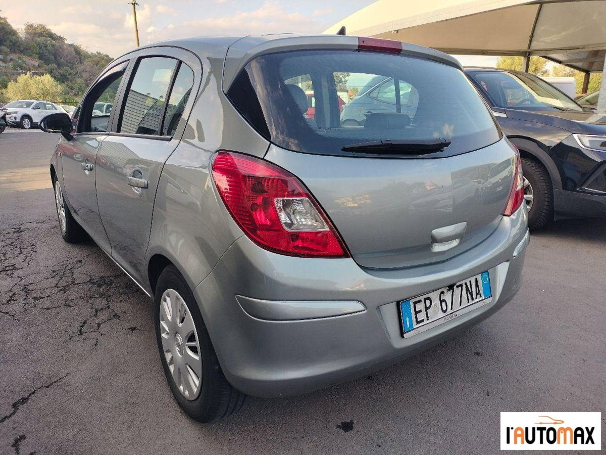 Opel Corsa 1.2 5 porte Ecotec (3)