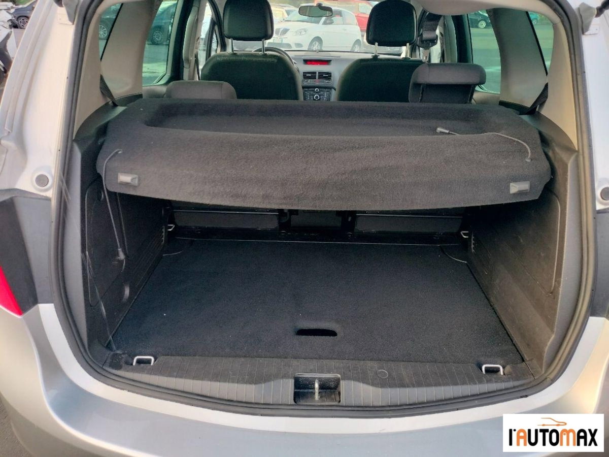 Opel Meriva 1.4 100CV Elective (12)
