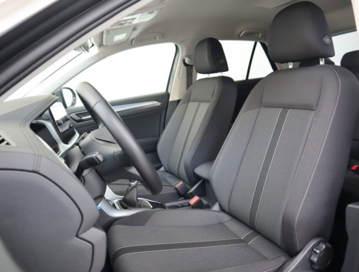 Volkswagen T-Roc 1.0 TSI Life (8)