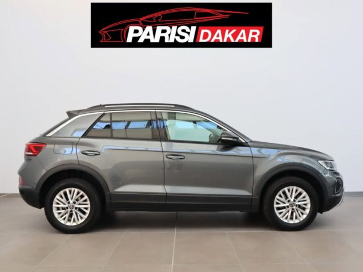 Volkswagen T-Roc 1.0 TSI Life (6)