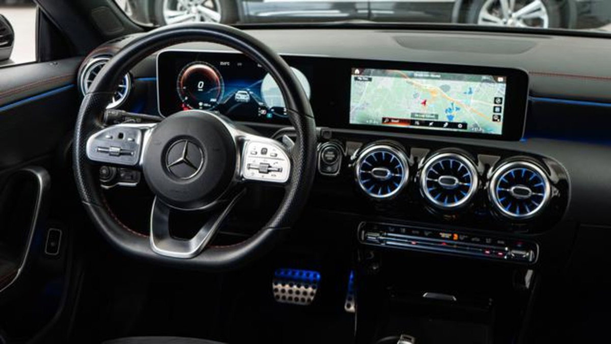 Mercedes-Benz CLA Shooting Brake 200 d Shooting Brake Premium (12)
