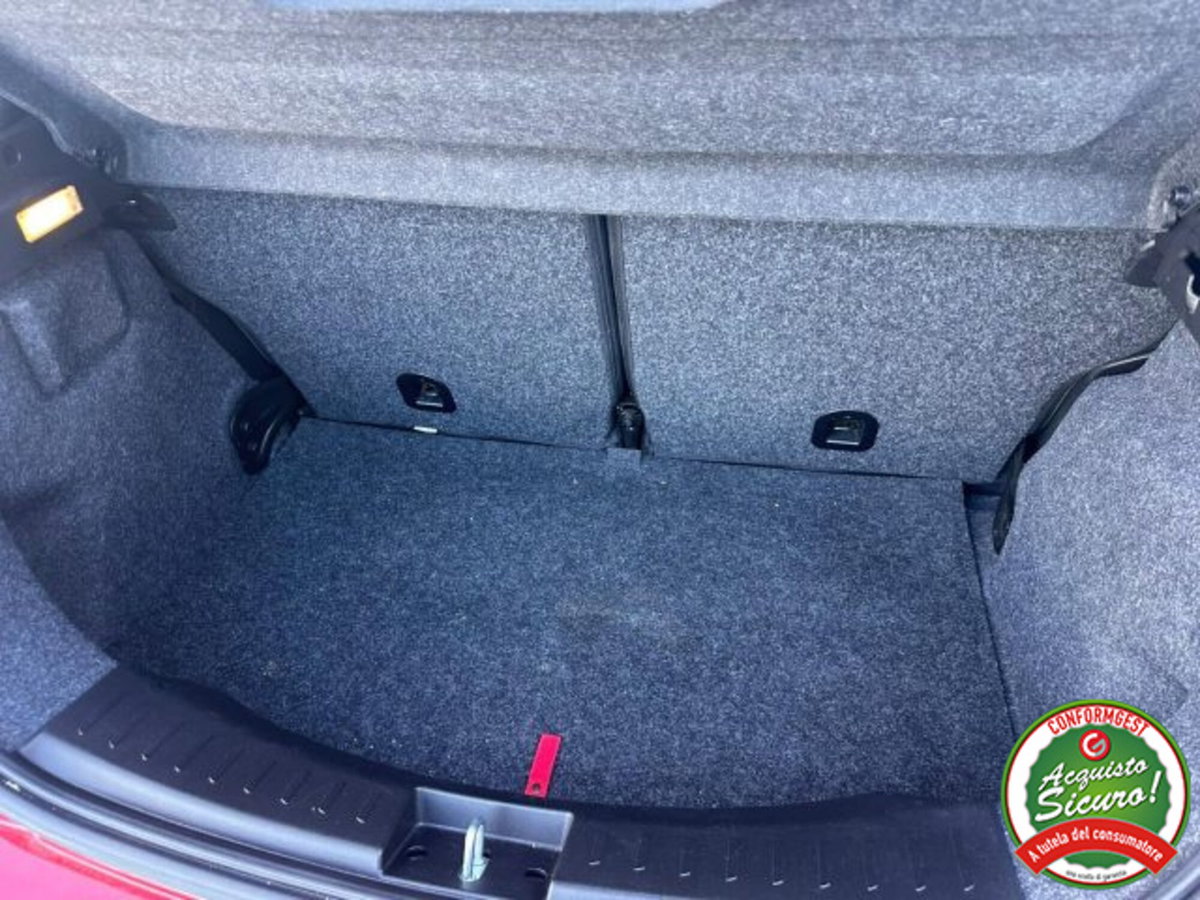 Lancia Ypsilon 1.0 FireFly 5 porte S&S Hybrid Ecochic Silver (11)