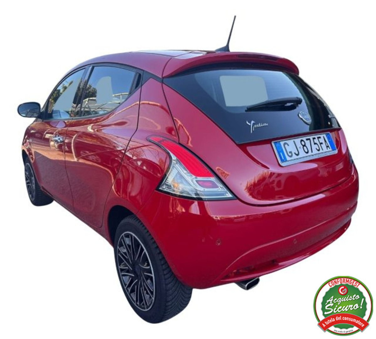 Lancia Ypsilon 1.0 FireFly 5 porte S&S Hybrid Ecochic Silver (3)