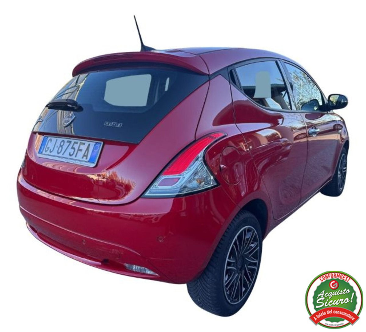 Lancia Ypsilon 1.0 FireFly 5 porte S&S Hybrid Ecochic Silver (4)