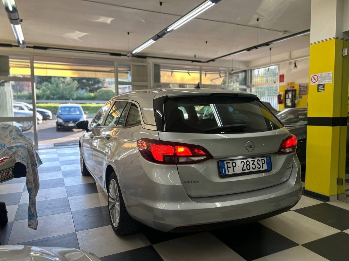 Opel Astra Station Wagon 1.6 CDTi 136CV Start&Stop Sports Innovation (4)