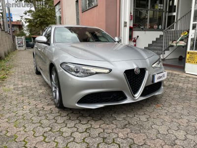 Alfa Romeo Giulia 2.2 Turbodiesel 190 CV AT8 Sprint usata