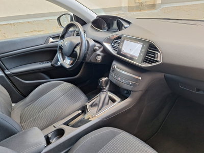Peugeot 308 BlueHDi 100 S&S Business (15)