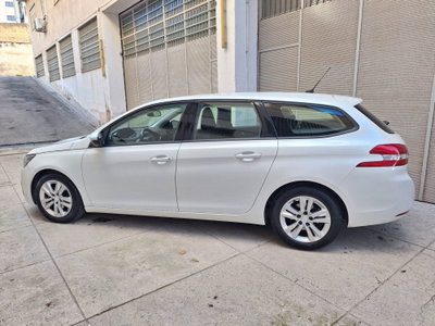 Peugeot 308 BlueHDi 100 S&S Business (3)