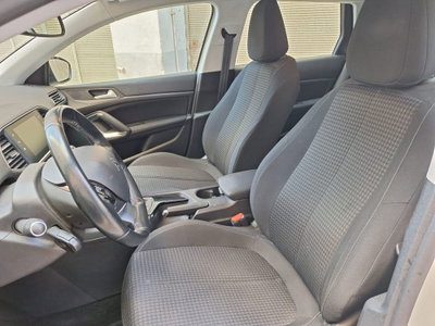 Peugeot 308 BlueHDi 100 S&S Business (8)