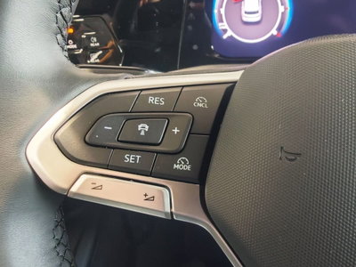 Volkswagen Golf 2.0 TDI SCR Life (12)