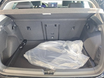 Volkswagen Golf 2.0 TDI SCR Life (16)