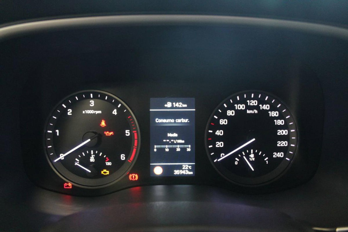 Hyundai Tucson 1.6 CRDi Exellence (10)