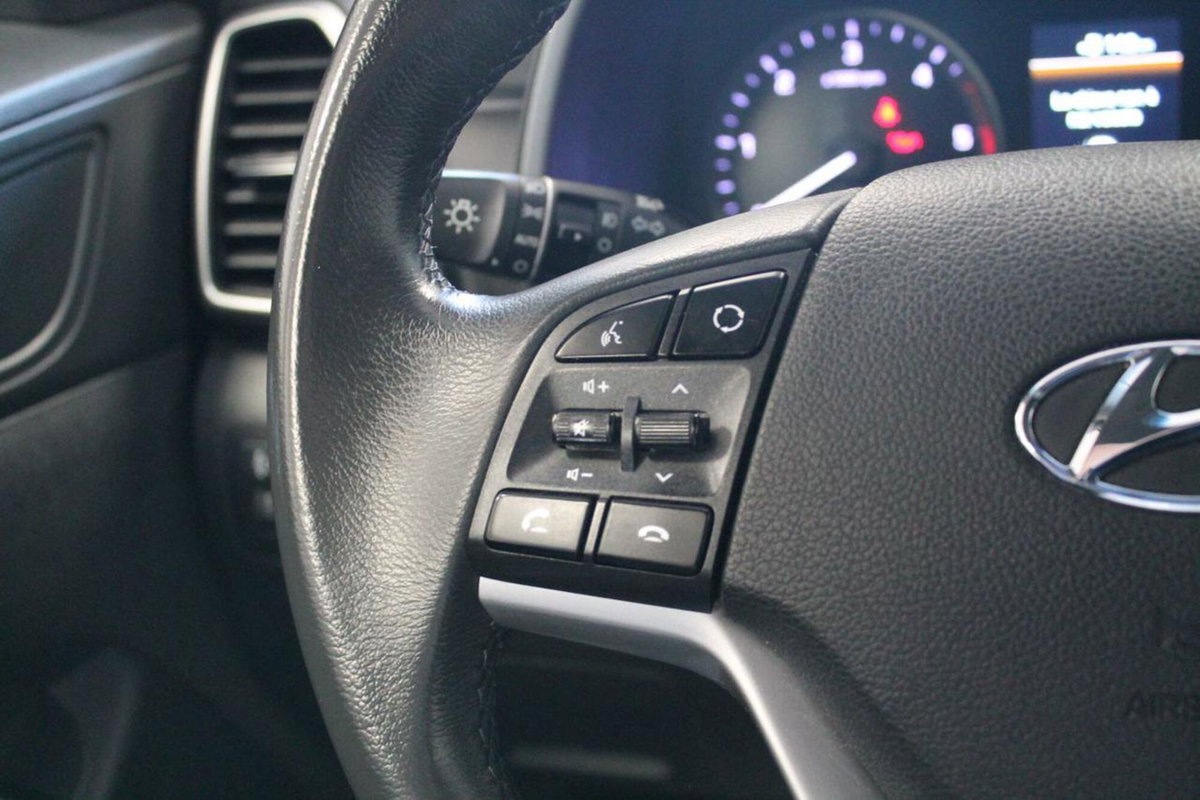 Hyundai Tucson 1.6 CRDi Exellence (11)