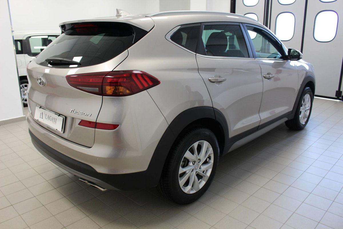 Hyundai Tucson 1.6 CRDi Exellence (4)