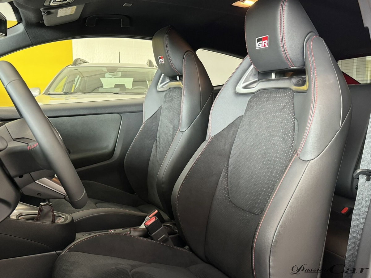 Toyota GR Yaris 1.6 Turbo 3 porte GR Yaris Circuit (11)
