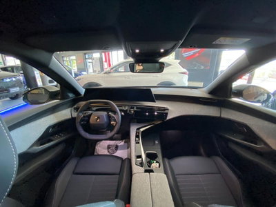 Peugeot 3008 1.2 hybrid Allure 145cv e-dcs6 (11)