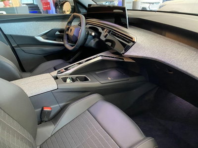 Peugeot 3008 1.2 hybrid Allure 145cv e-dcs6 (13)