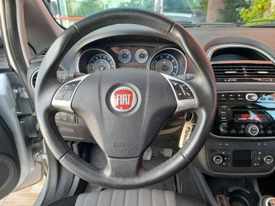 Fiat Punto 1.3 MJT II S&S 95 CV 5 porte Street (12)