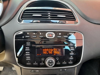 Fiat Punto 1.3 MJT II S&S 95 CV 5 porte Street (13)
