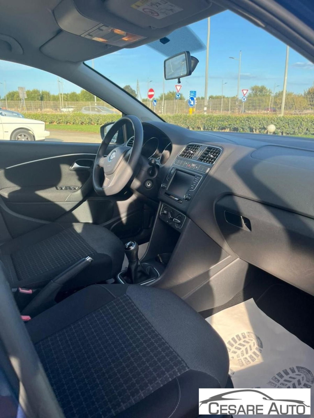 Volkswagen Polo 1.0 MPI 75 CV 3p. Fresh (6)