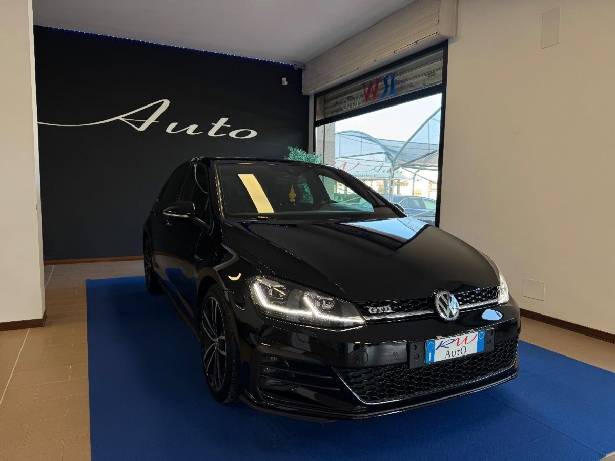 Volkswagen Golf GTD 2.0 TDI DSG 5p. BlueMotion Technology (2)