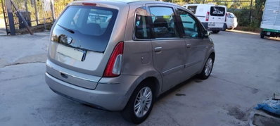 Lancia Musa 1.4 16V Poltrona Frau (6)
