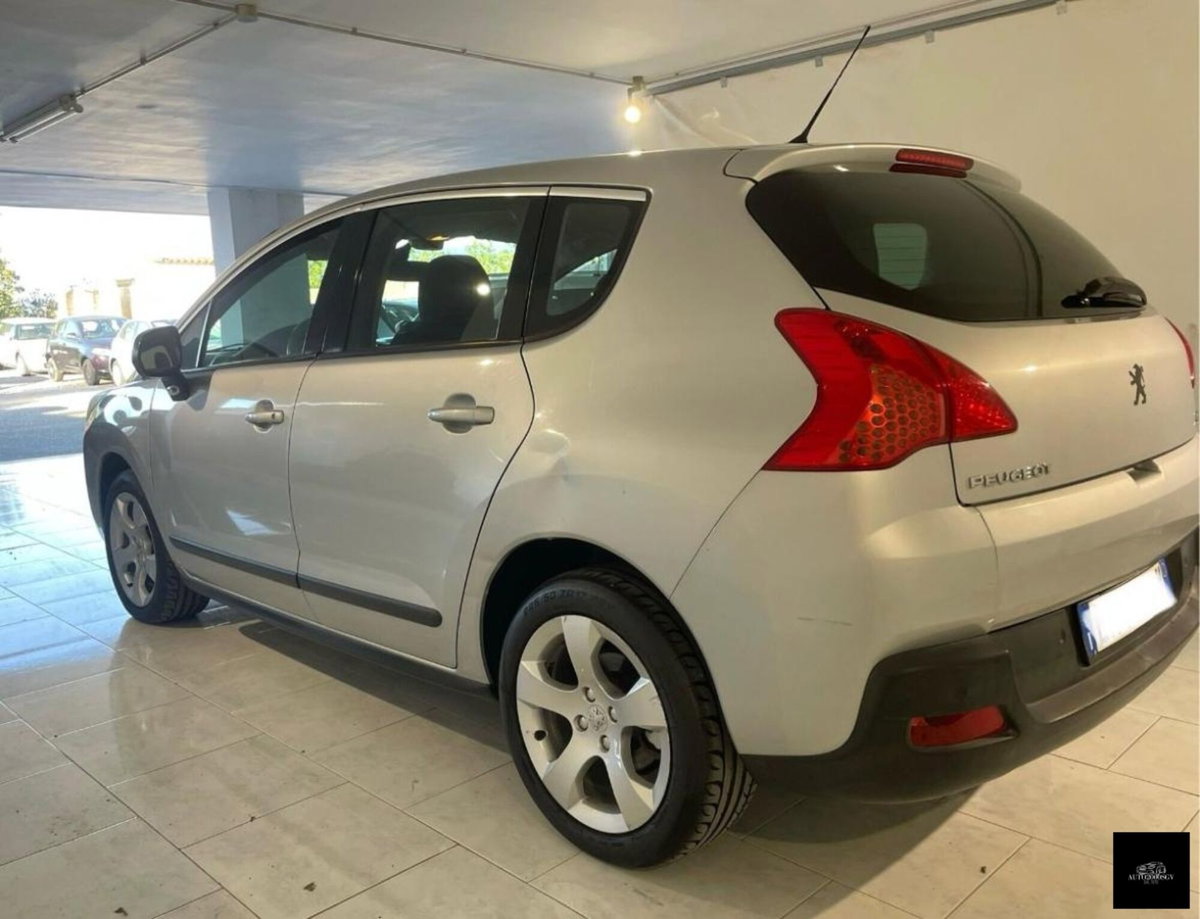 Peugeot 3008 1.6 HDi 112CV Business (7)