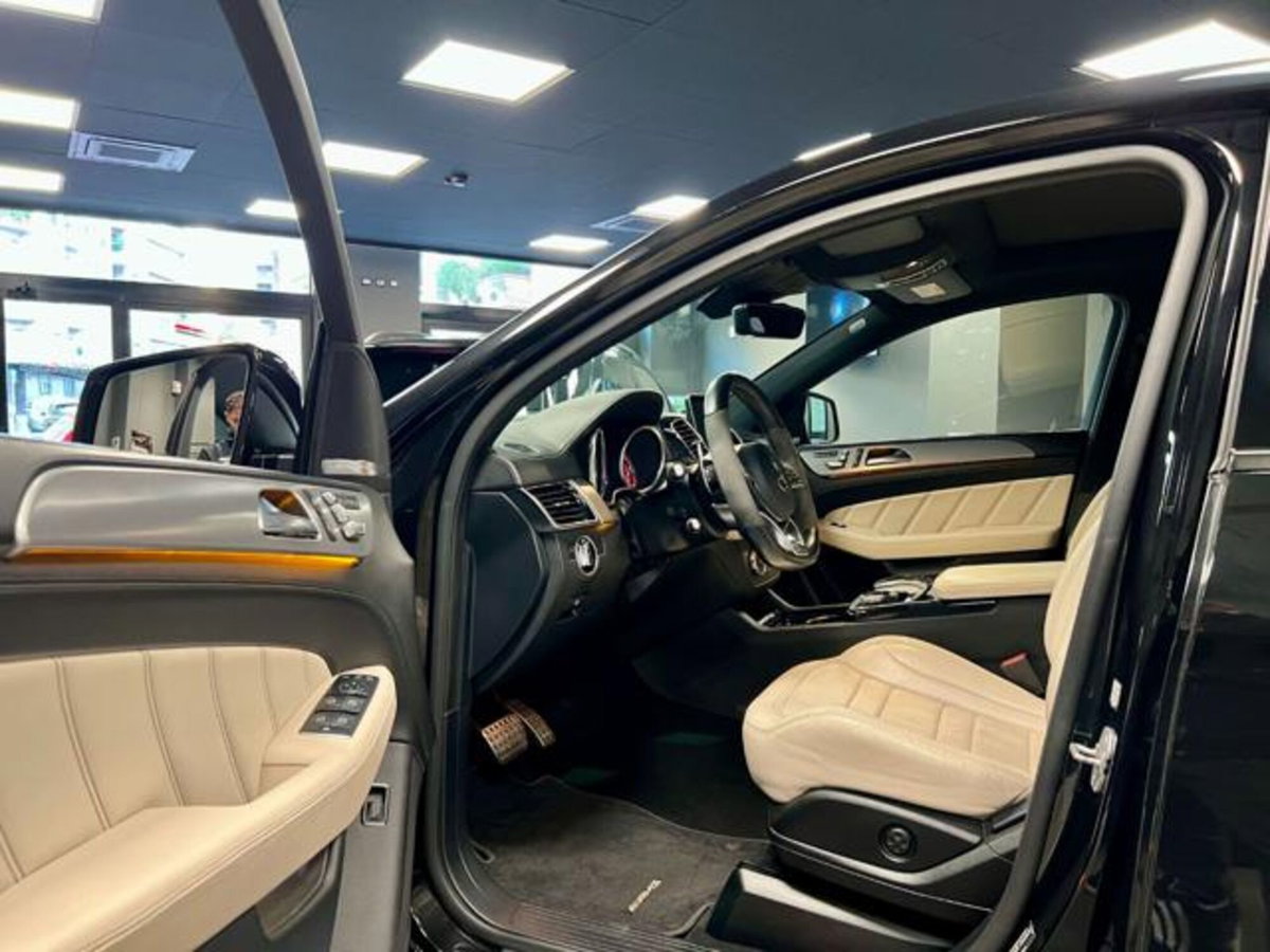 Mercedes-Benz GLE Coupé 63 S 4Matic Coupé AMG (5)
