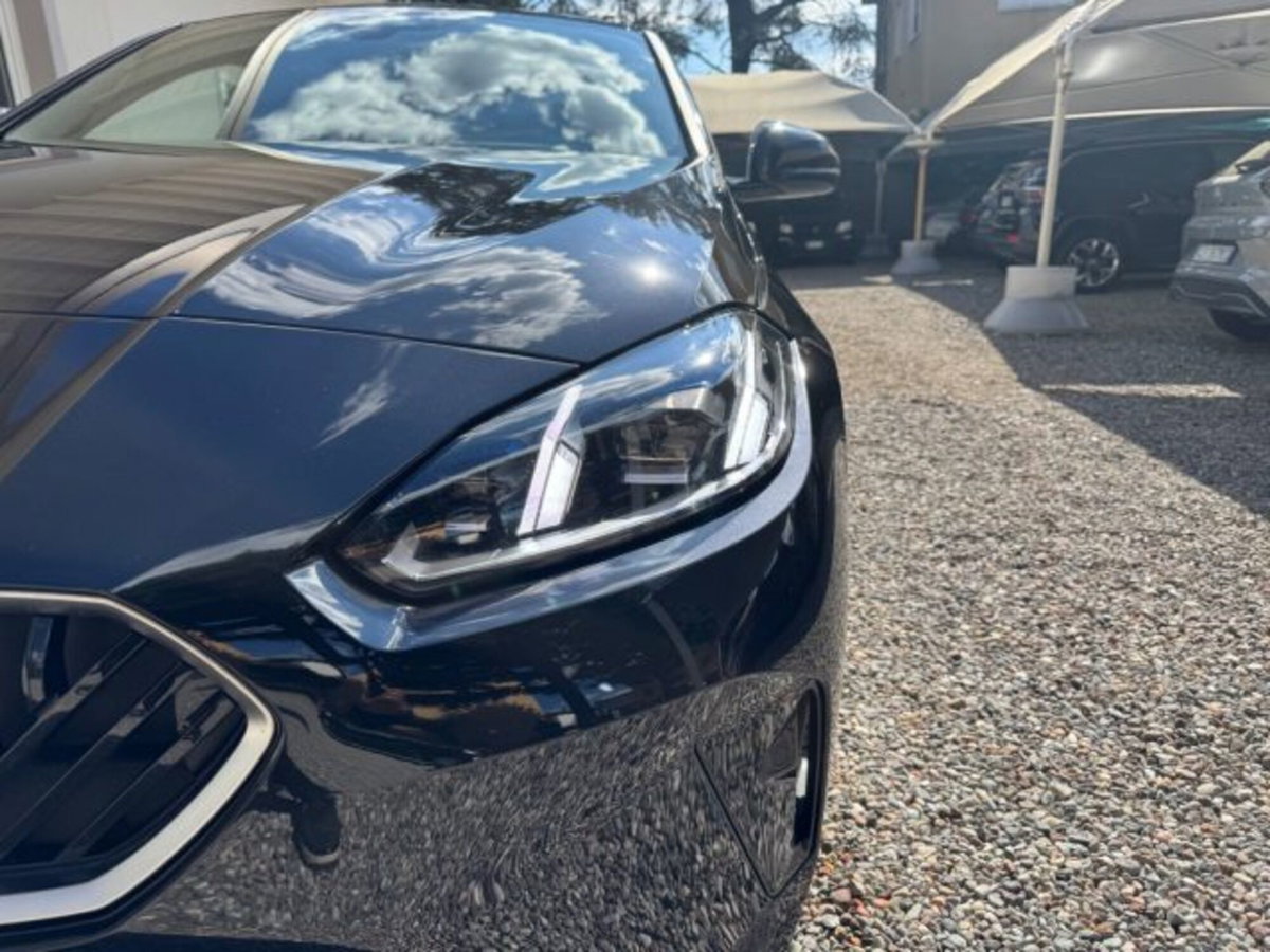 BMW Serie 1 120 48V MSport Pro auto (3)