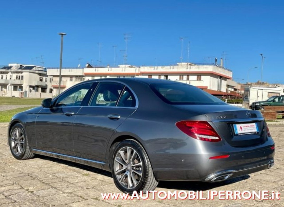 Mercedes-Benz Classe E 220 d 4Matic Auto Sport (13)