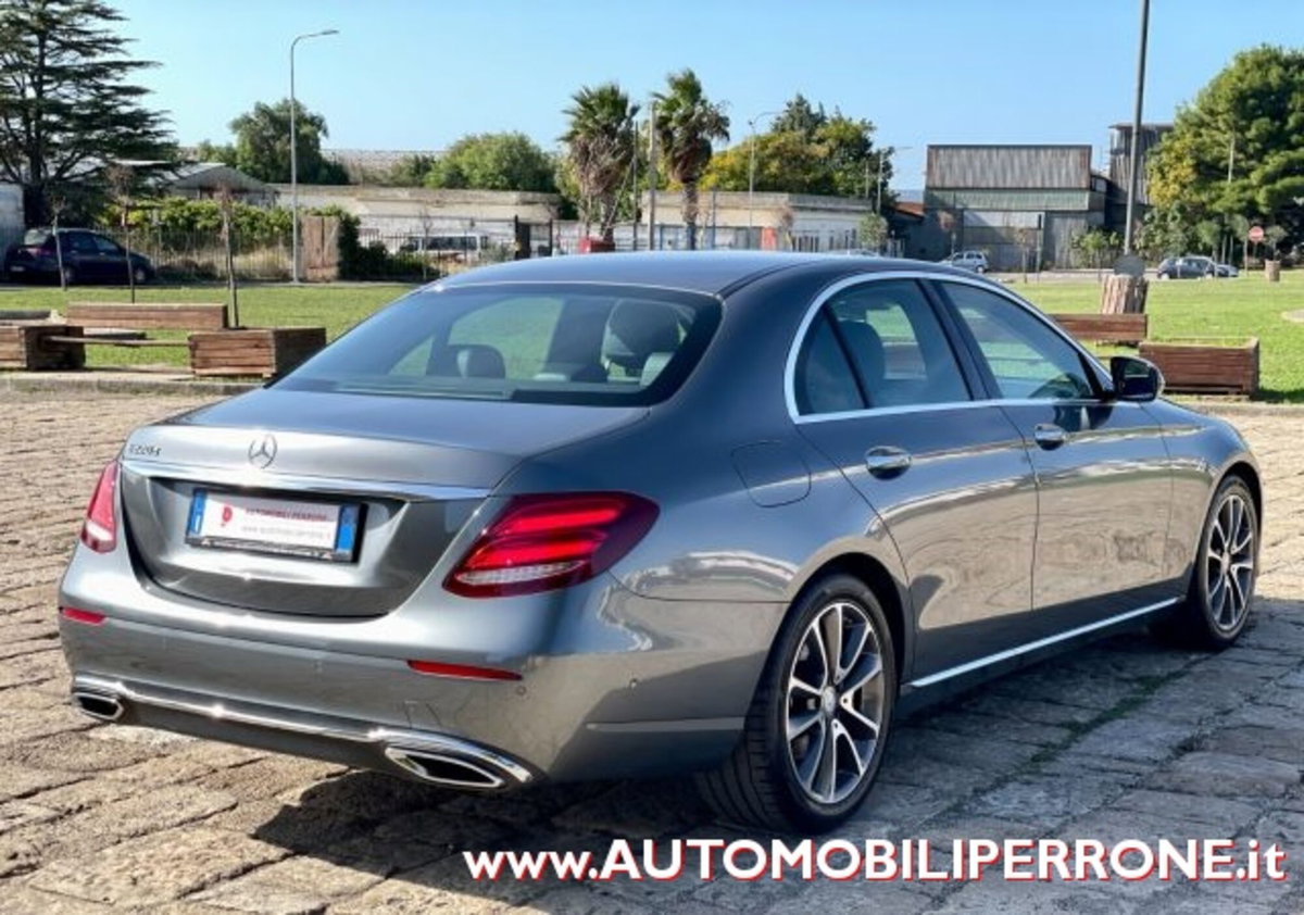 Mercedes-Benz Classe E 220 d 4Matic Auto Sport (15)
