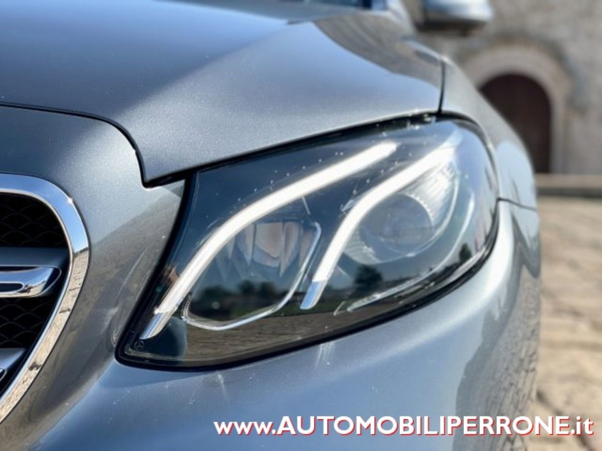 Mercedes-Benz Classe E 220 d 4Matic Auto Sport (17)