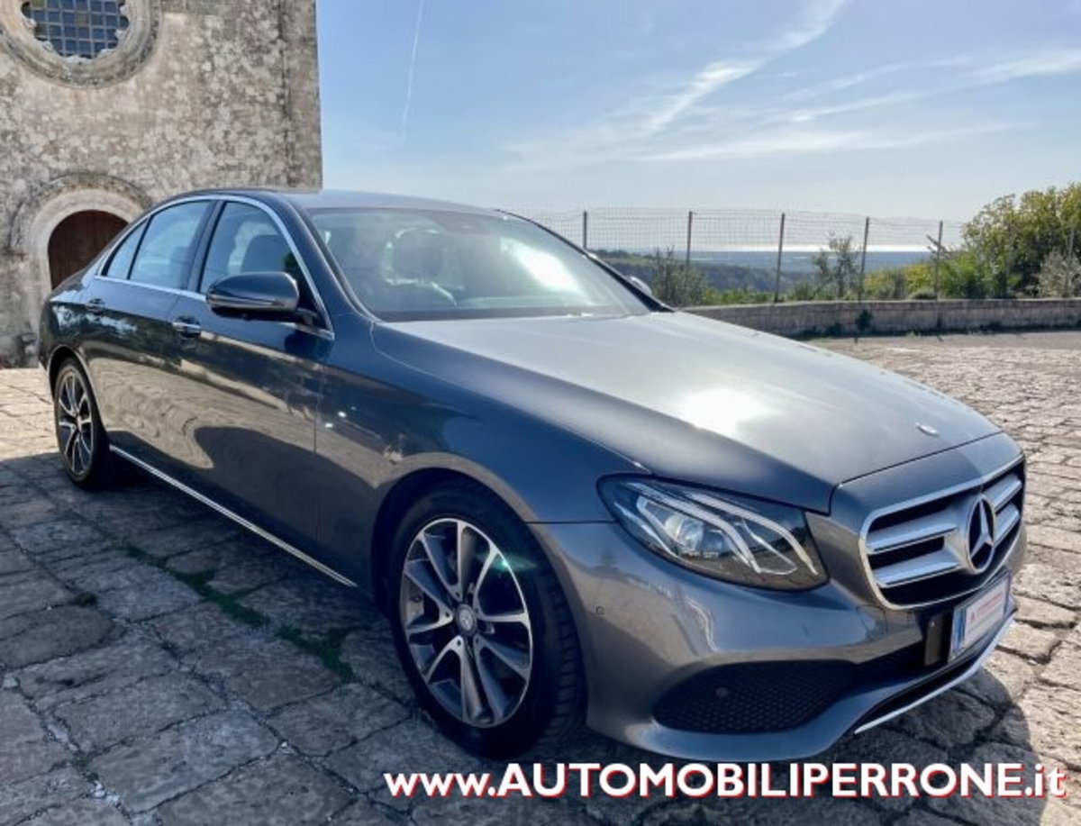 Mercedes-Benz Classe E 220 d 4Matic Auto Sport (19)
