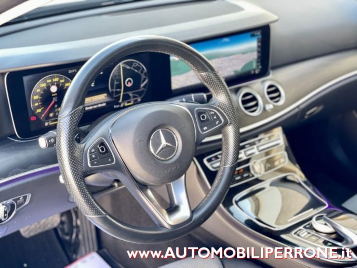 Mercedes-Benz Classe E 220 d 4Matic Auto Sport (20)