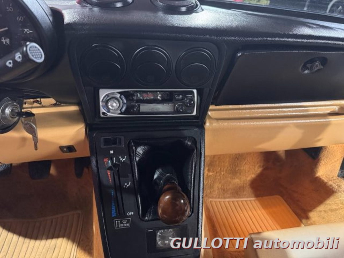 Alfa Romeo Spider 2.0i (14)