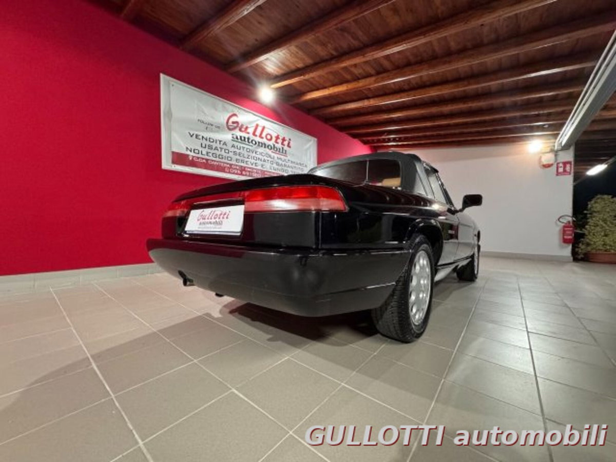 Alfa Romeo Spider 2.0i (8)