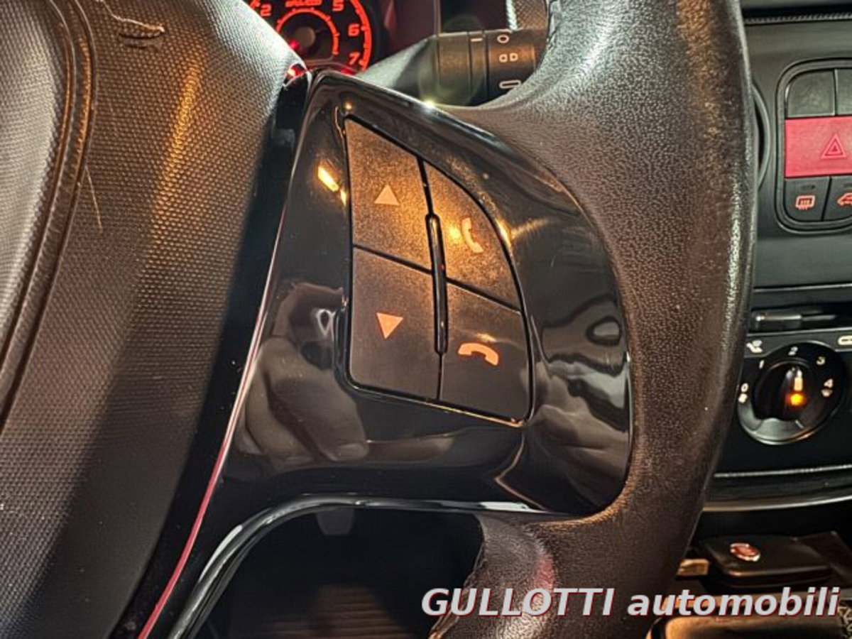 Fiat Fiorino 1.3 MJT 95CV Cargo (11)