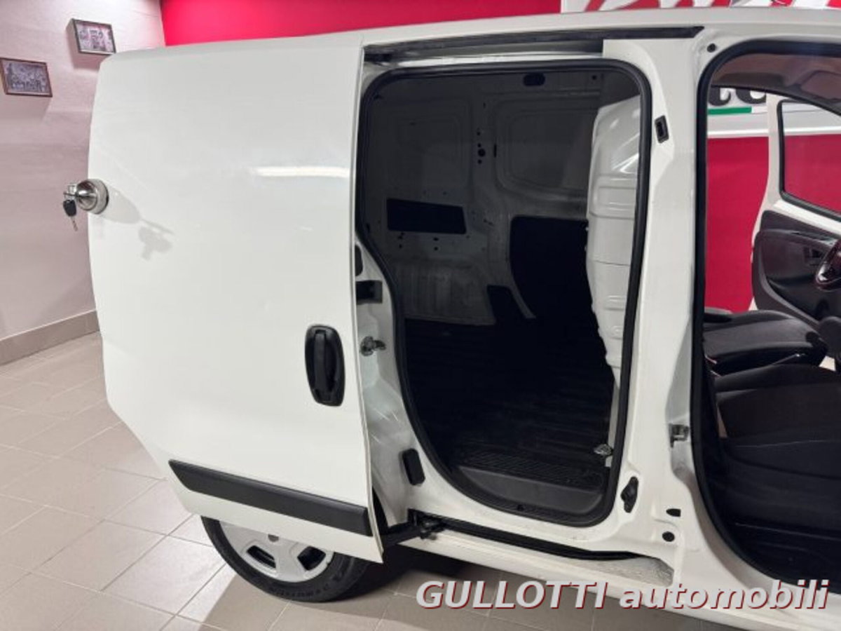 Fiat Fiorino 1.3 MJT 95CV Cargo (15)