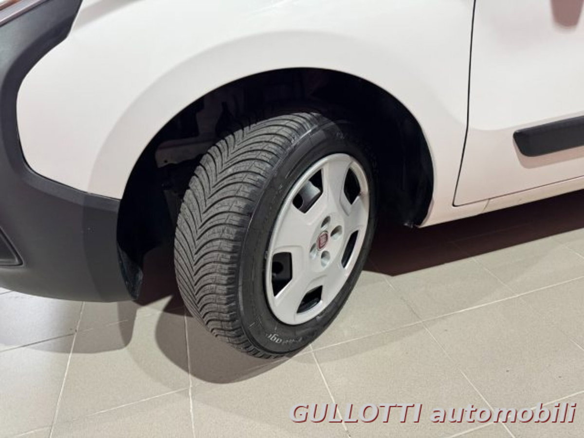 Fiat Fiorino 1.3 MJT 95CV Cargo (18)